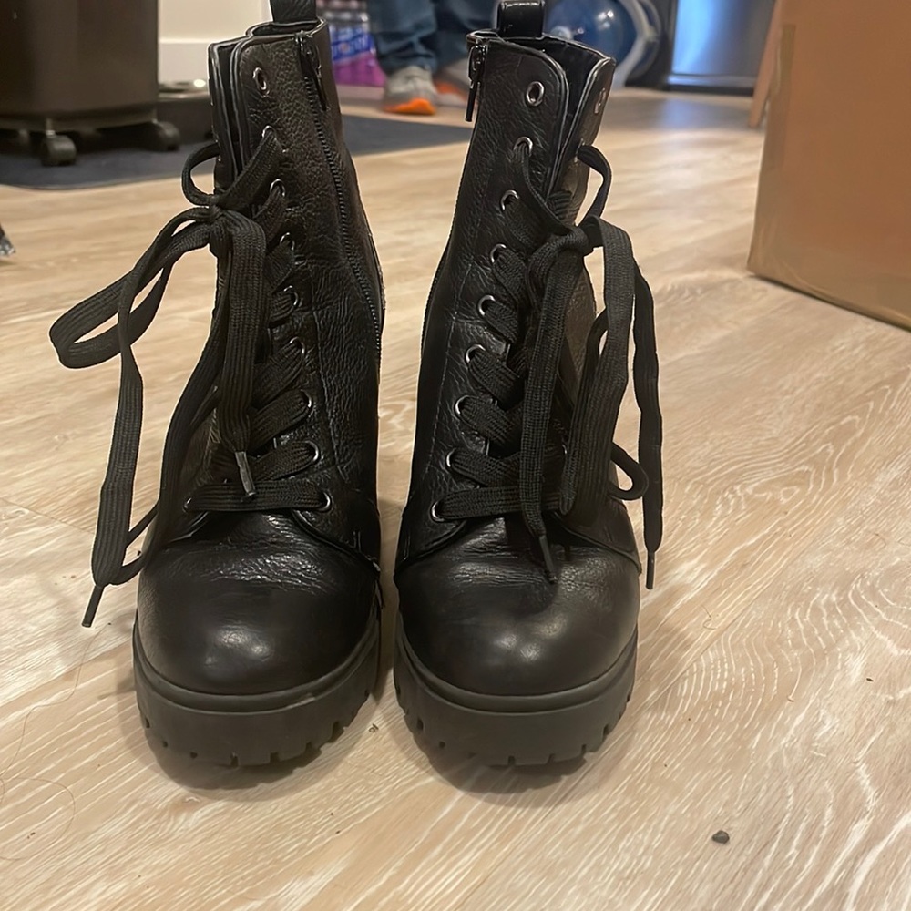 Steve Madden